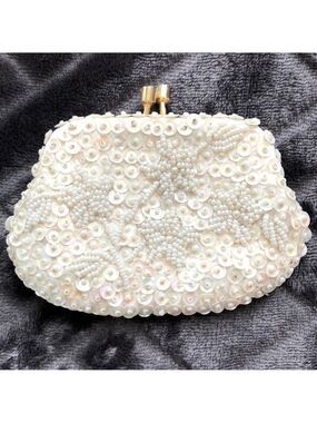 Vintage Handmade Delill Sequined and Beaded Coin Purse